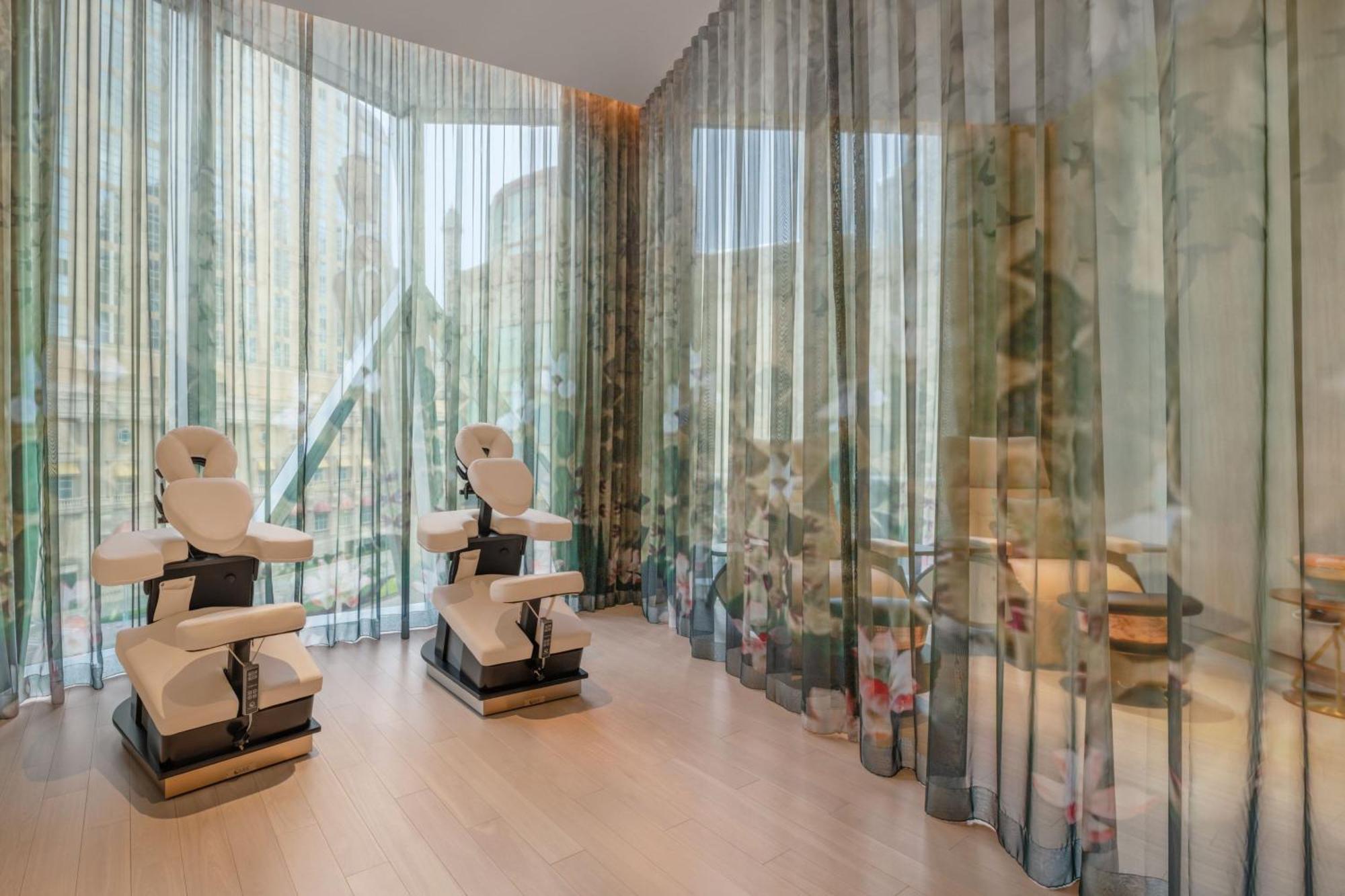 W Macau - Studio City Exterior foto The spa at The Landmark