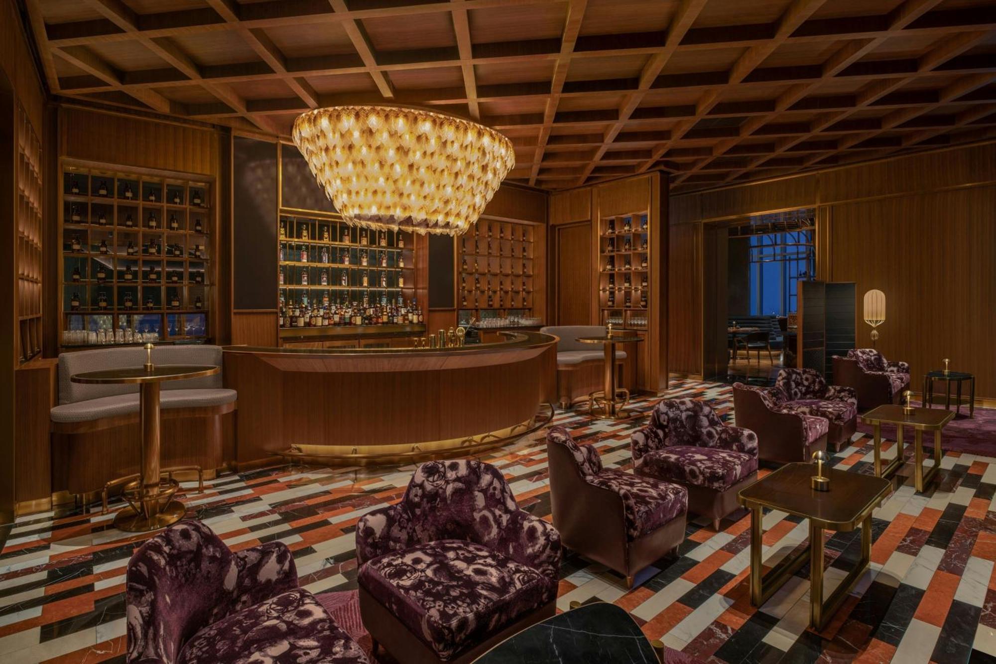 W Macau - Studio City Exterior foto The bar at the 1930s-themed lounge at the MGM Grand